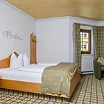 Vier Jahreszeiten Wellnessresort Achensee Maurach (Achensee)