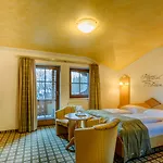 Vier Jahreszeiten Wellnessresort Achensee 4*