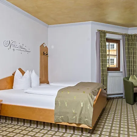 Vier Jahreszeiten Wellnessresort Achensee Maurach (Achensee)
