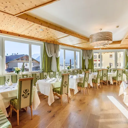 Vier Jahreszeiten Wellnessresort Achensee Maurach