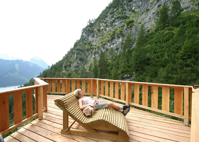 Vier Jahreszeiten Wellnessresort Achensee Otel 4*