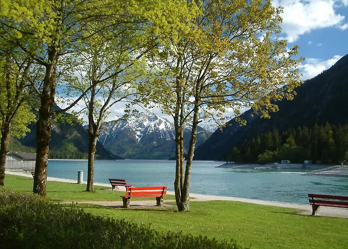 Vier Jahreszeiten Wellnessresort Achensee Otel 4*