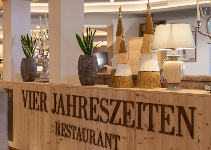 Otel Vier Jahreszeiten Wellnessresort Achensee Maurach (Achensee)