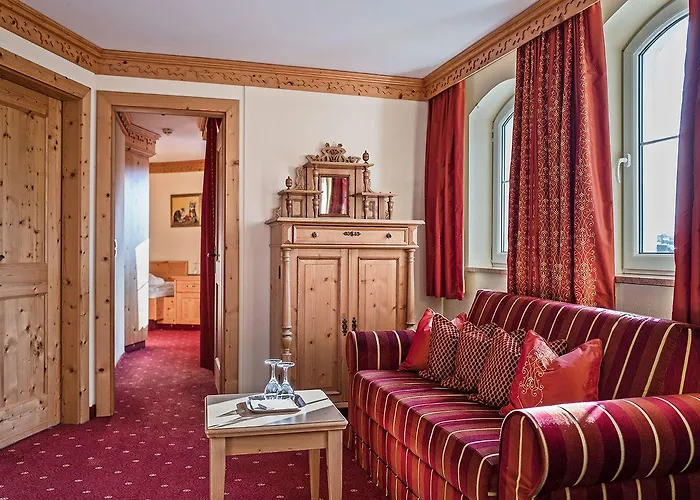 Vier Jahreszeiten Wellnessresort Achensee Otel 4*