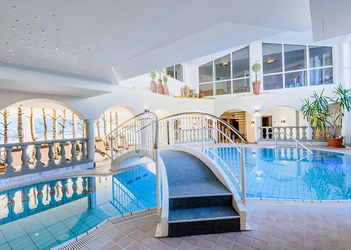 Vier Jahreszeiten Wellnessresort Achensee Otel 4*