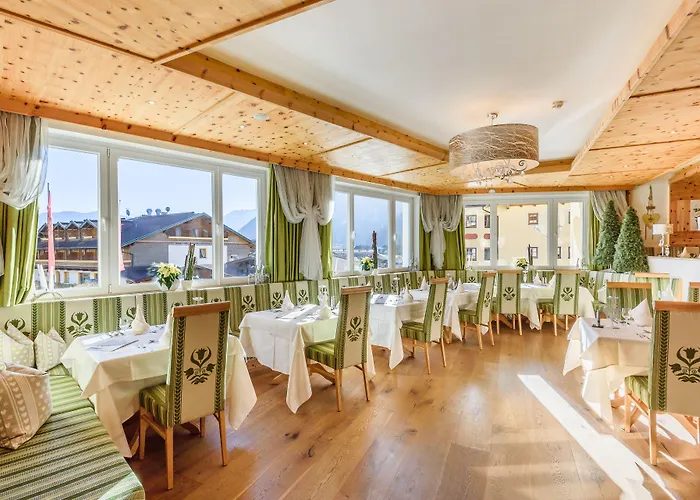 Vier Jahreszeiten Wellnessresort Achensee Maurach (Achensee)