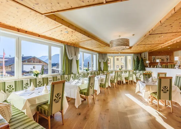 Vier Jahreszeiten Wellnessresort Achensee 4* Maurach (Achensee)