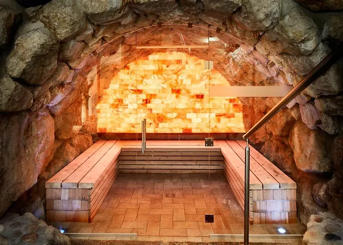 Otel Vier Jahreszeiten Wellnessresort Achensee Maurach (Achensee)