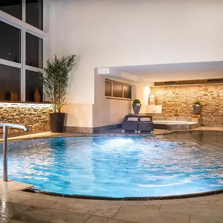 Vier Jahreszeiten Wellnessresort Achensee Maurach (Achensee)