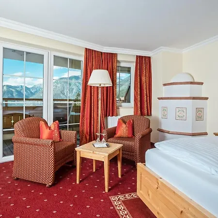 Vier Jahreszeiten Wellnessresort Achensee Hotel