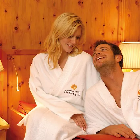 Vier Jahreszeiten Wellnessresort Achensee Szálloda Maurach