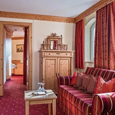 Vier Jahreszeiten Wellnessresort Achensee Szálloda 4*