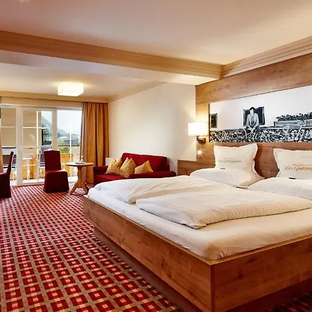 Vier Jahreszeiten Wellnessresort Achensee Szálloda 4*